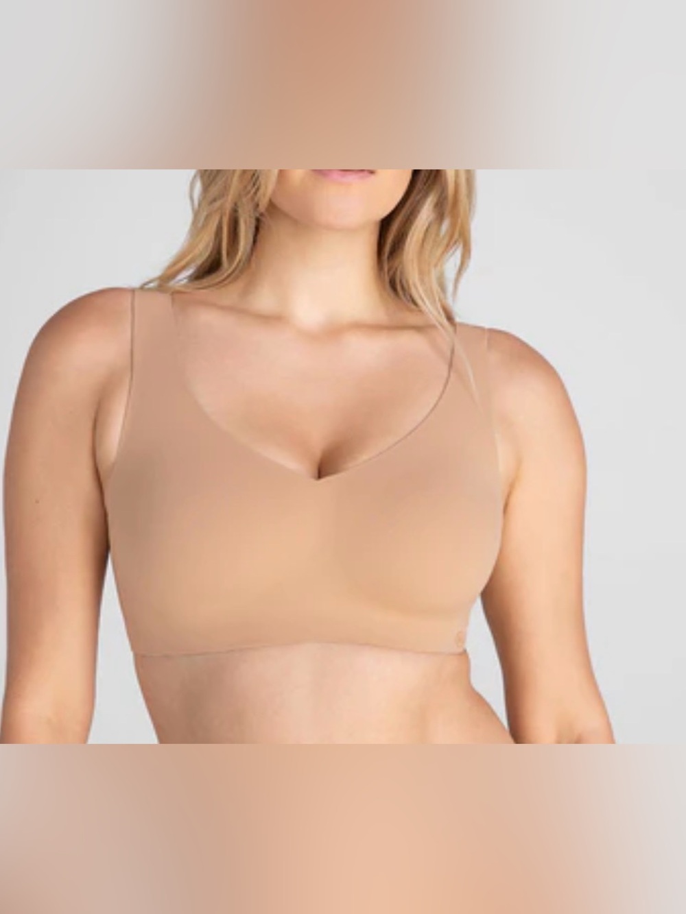 Honeylove Soft Form Seamless Nude Wireless V-Neck Pull Over Comfort Bra